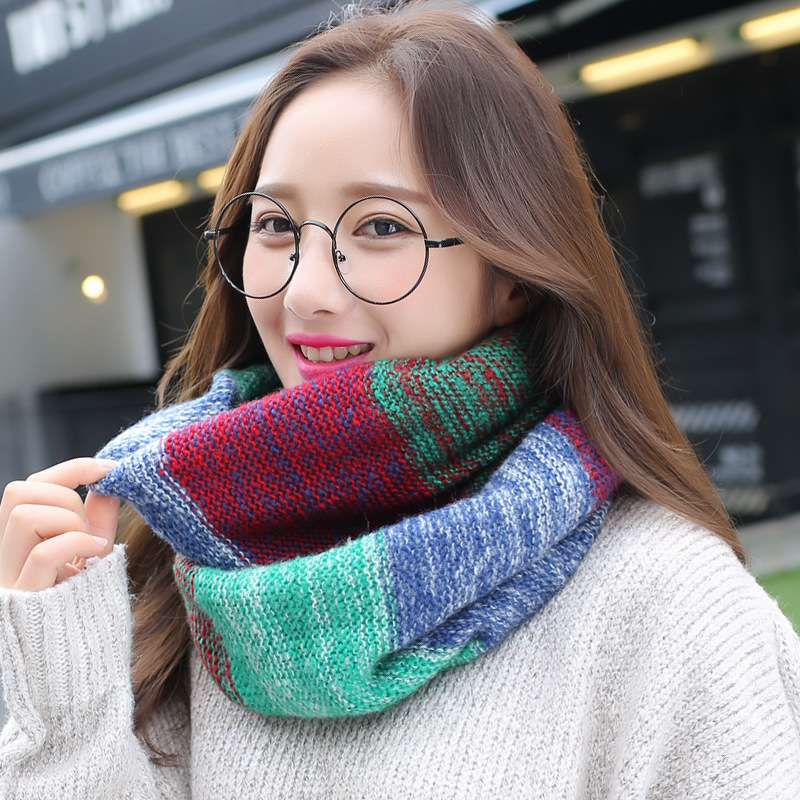 Infinity Scarf Knit - Sciarpe Infinity lavorate a maglia arcobaleno