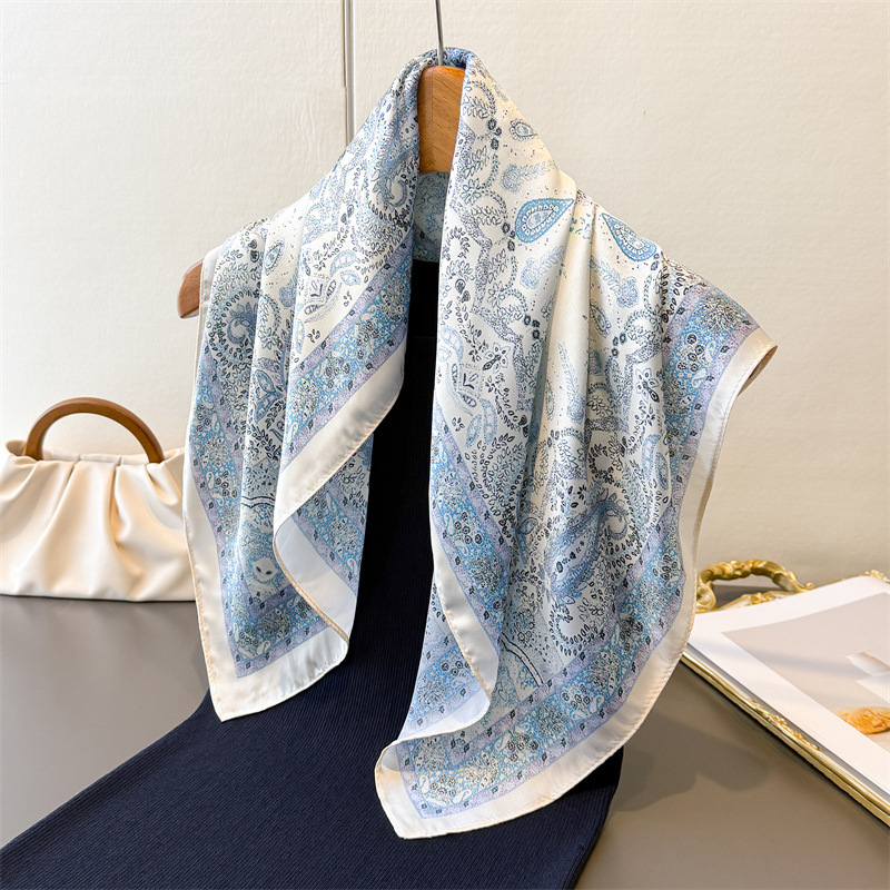 Face Scarf Mask - Sciarpa Sottile Vintage in Raso da