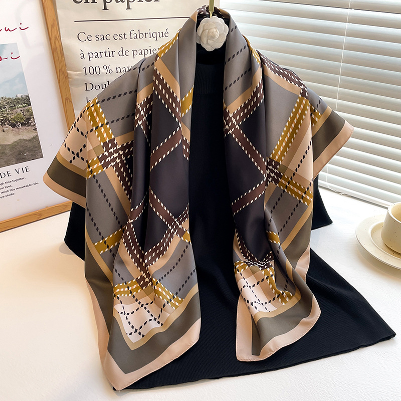 Silk Tie Striped - Nuovo foulard quadrato in twill di