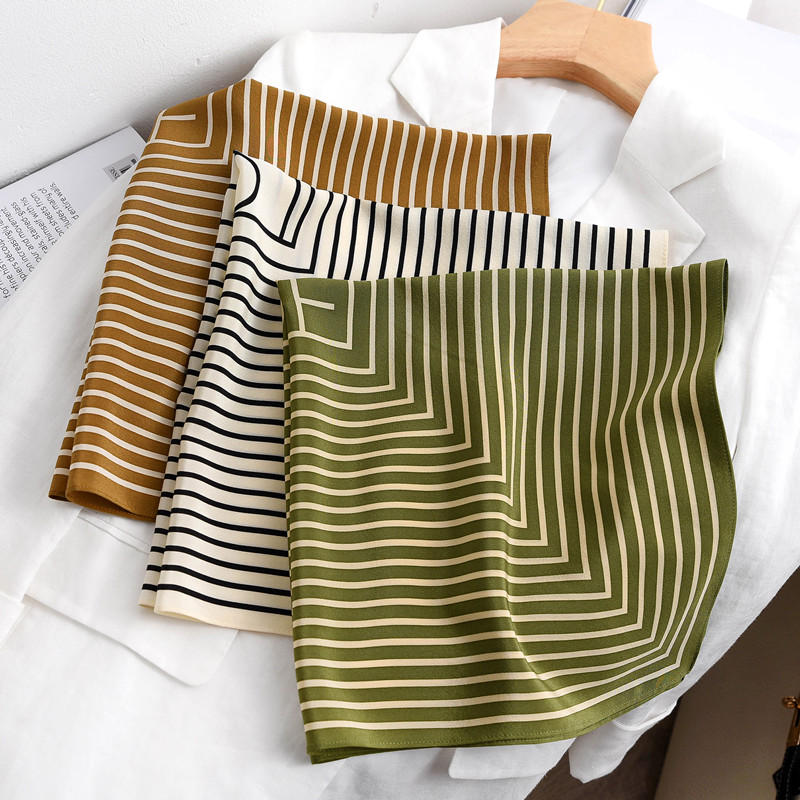 Sciarpe per capelli con testa  - Silk Tie Striped recensione e prezzo