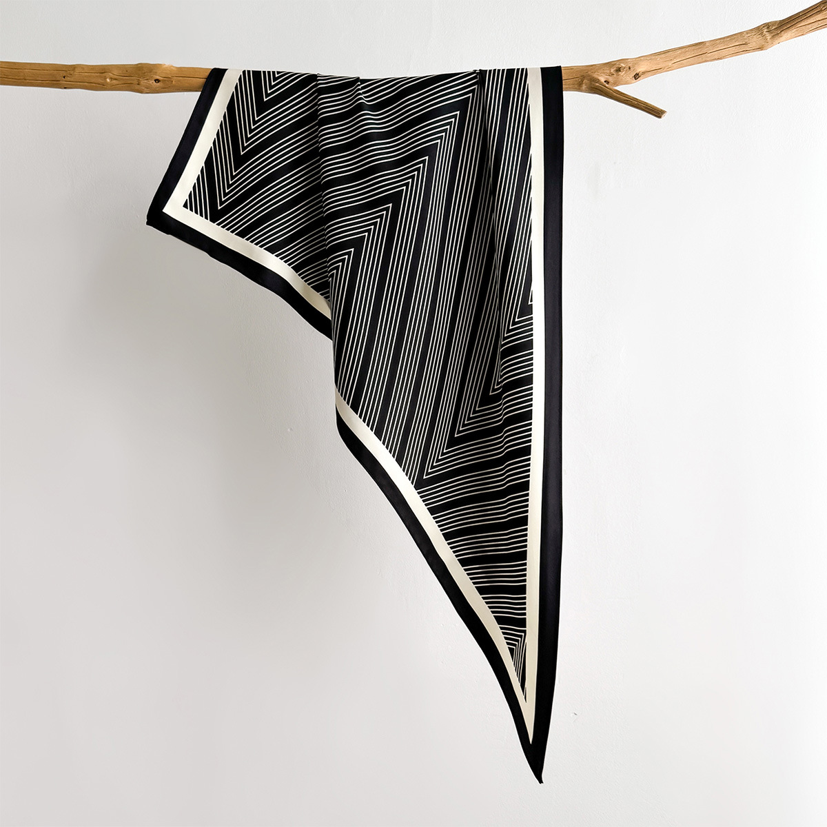 Bandana Trendy 100% Seta di Ge - Ascot Neck Scarf recensione e prezzo