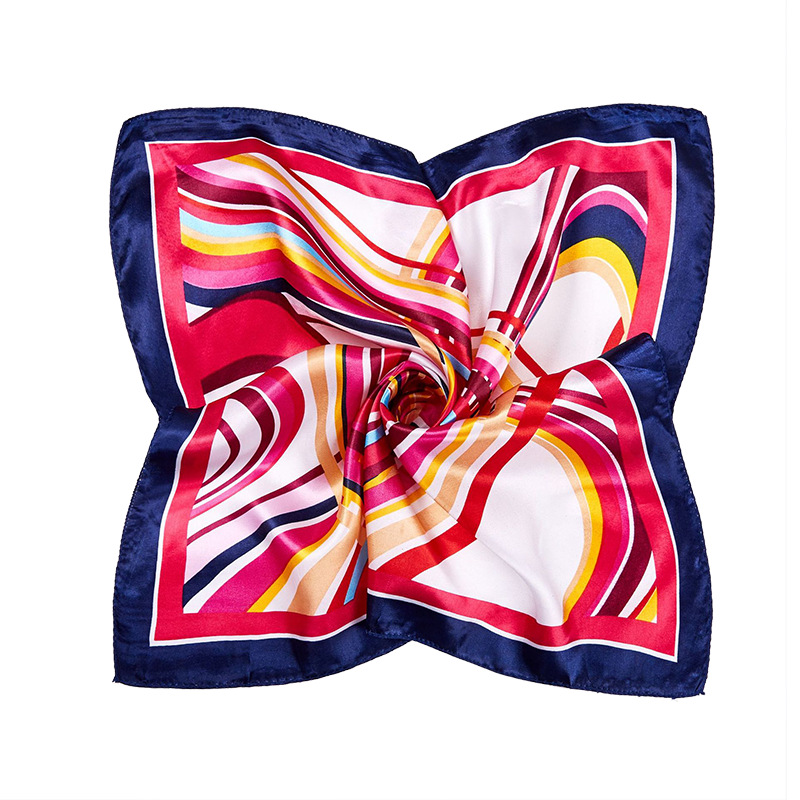 Sciarpe di seta quadrate 50 *  - Ascot Neck Scarf recensione e prezzo