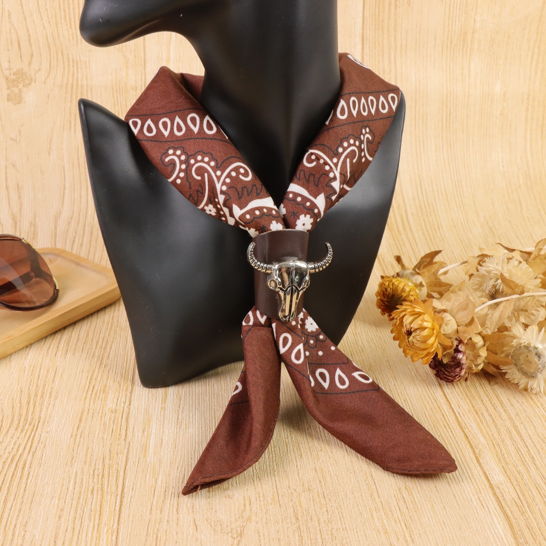 Foulard Quadrato Artistico in  - Bandana Cotton recensione e prezzo