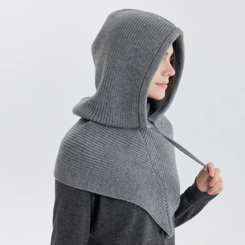 Cappello Beanie Lavorato a Mag - Infinity Scarf Knit recensione e prezzo