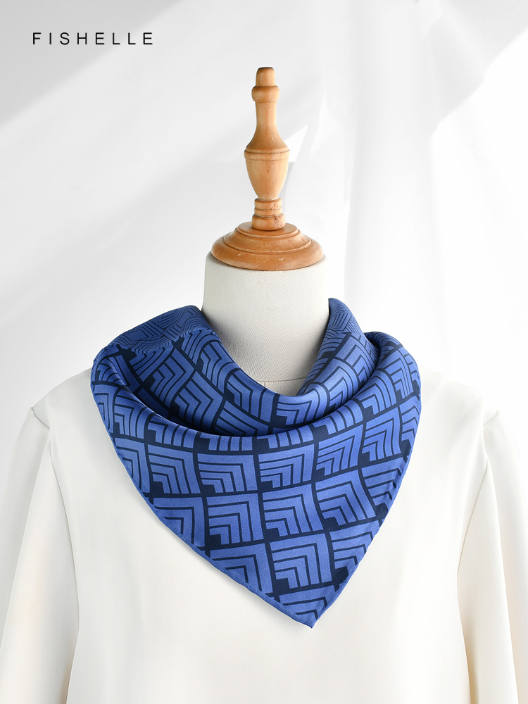 Cinese classico blu bianco por - Ascot Neck Scarf recensione e prezzo