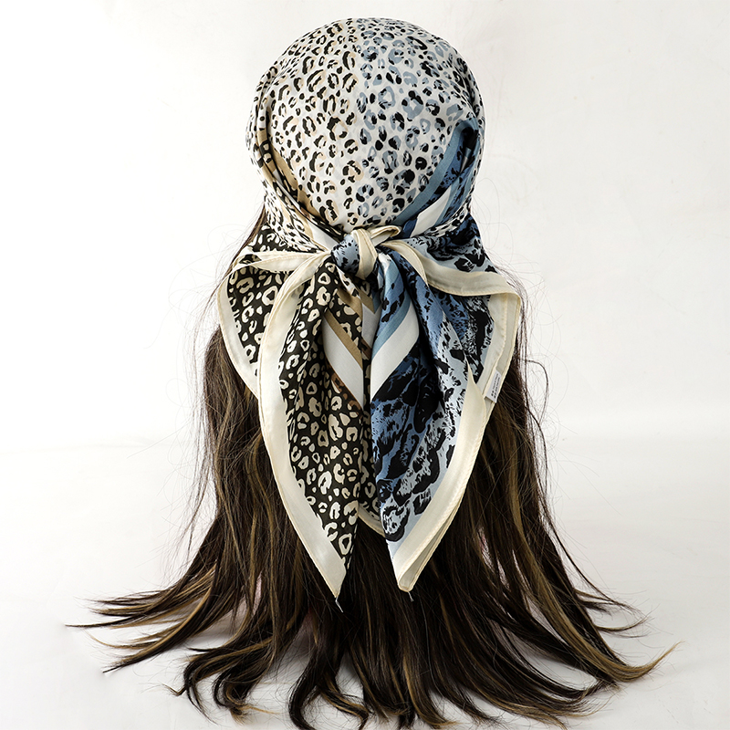 Scialle di seta di lusso Sciar - Face Scarf Mask recensione e prezzo